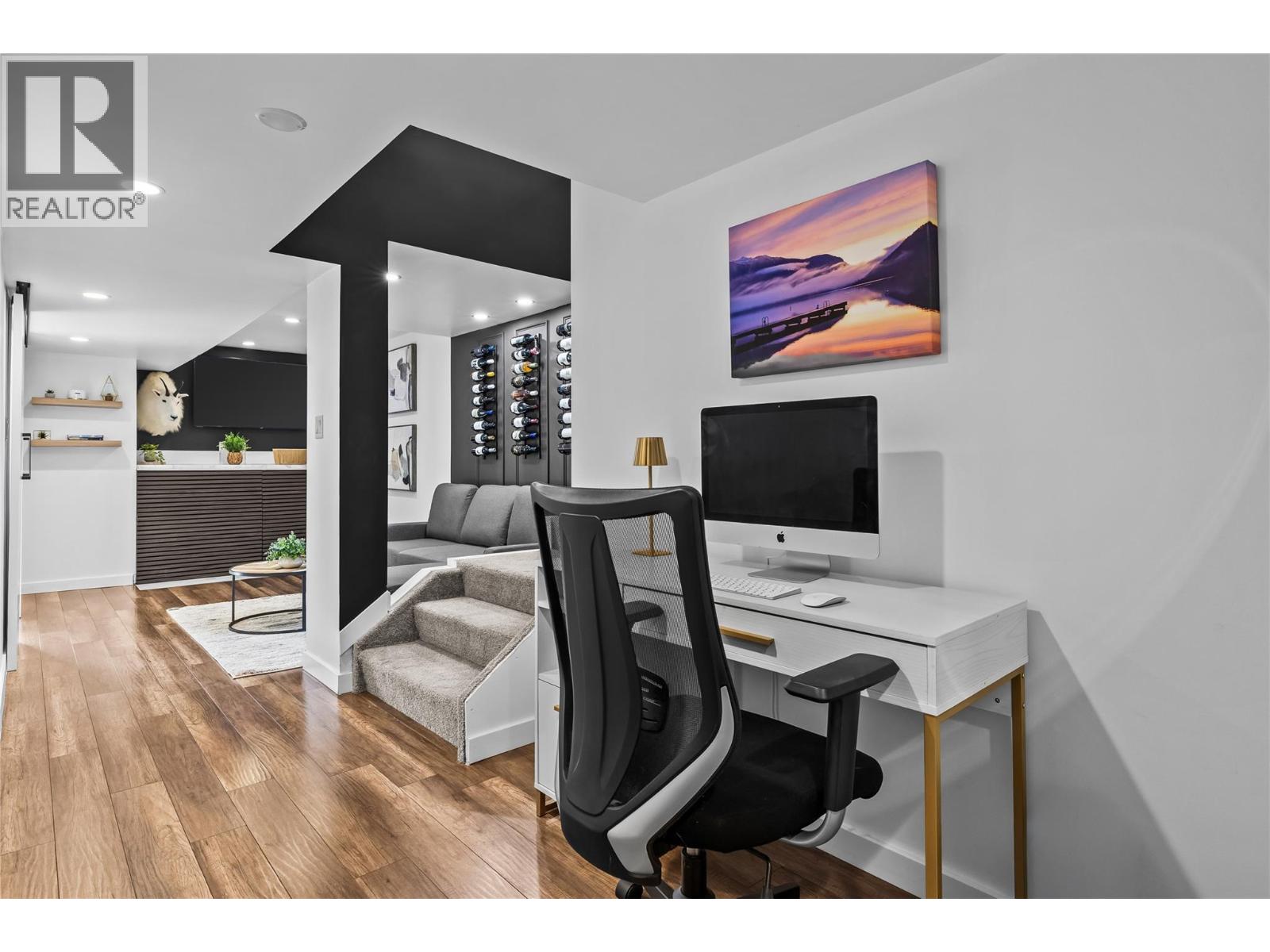  2751 Lakeview Road, West Kelowna