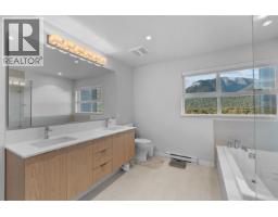41245 Highline Place, Squamish, BC V8B1C2 Photo 18
