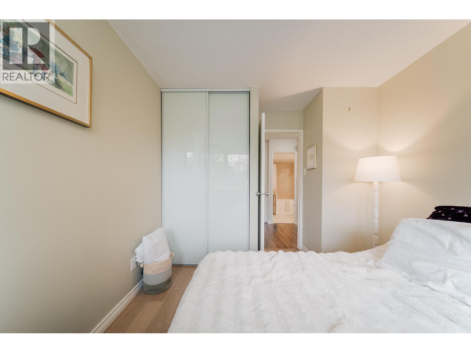 Photo of 206 1740 COMOX STREET 17