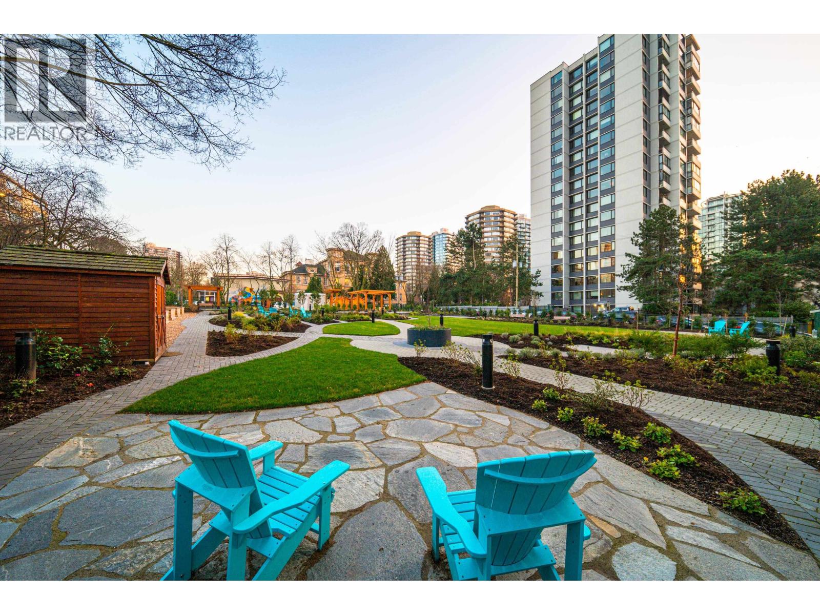 Photo of 206 1740 COMOX STREET 28