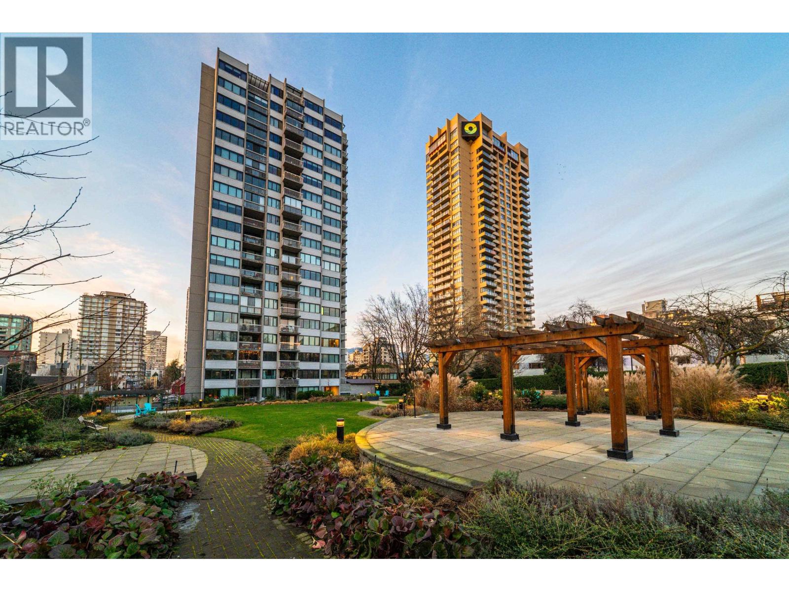 Photo of 206 1740 COMOX STREET 30