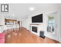 307 285 Ross Drive, New Westminster, BC V3L0B9 Photo 6