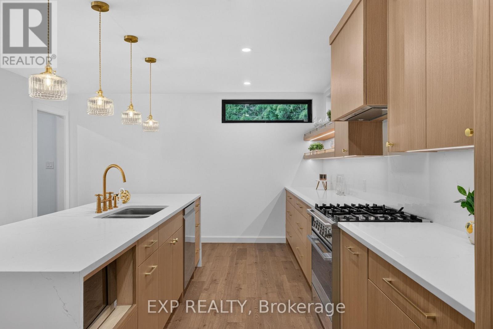 152 ST ANDREW STREET N - Image 15