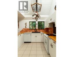 1540 Tunstall Boulevard, Bowen Island, BC V0N1G2 Photo 10