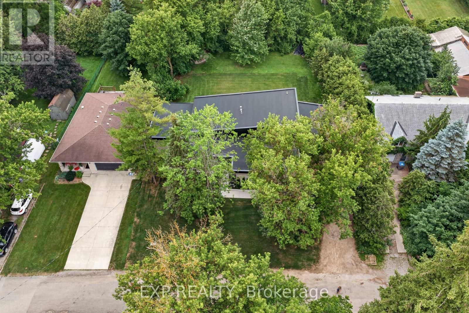 152 ST ANDREW STREET N - Image 47