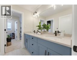 283 Otterbein Road, Kitchener, ON N2B0A7 Photo 23