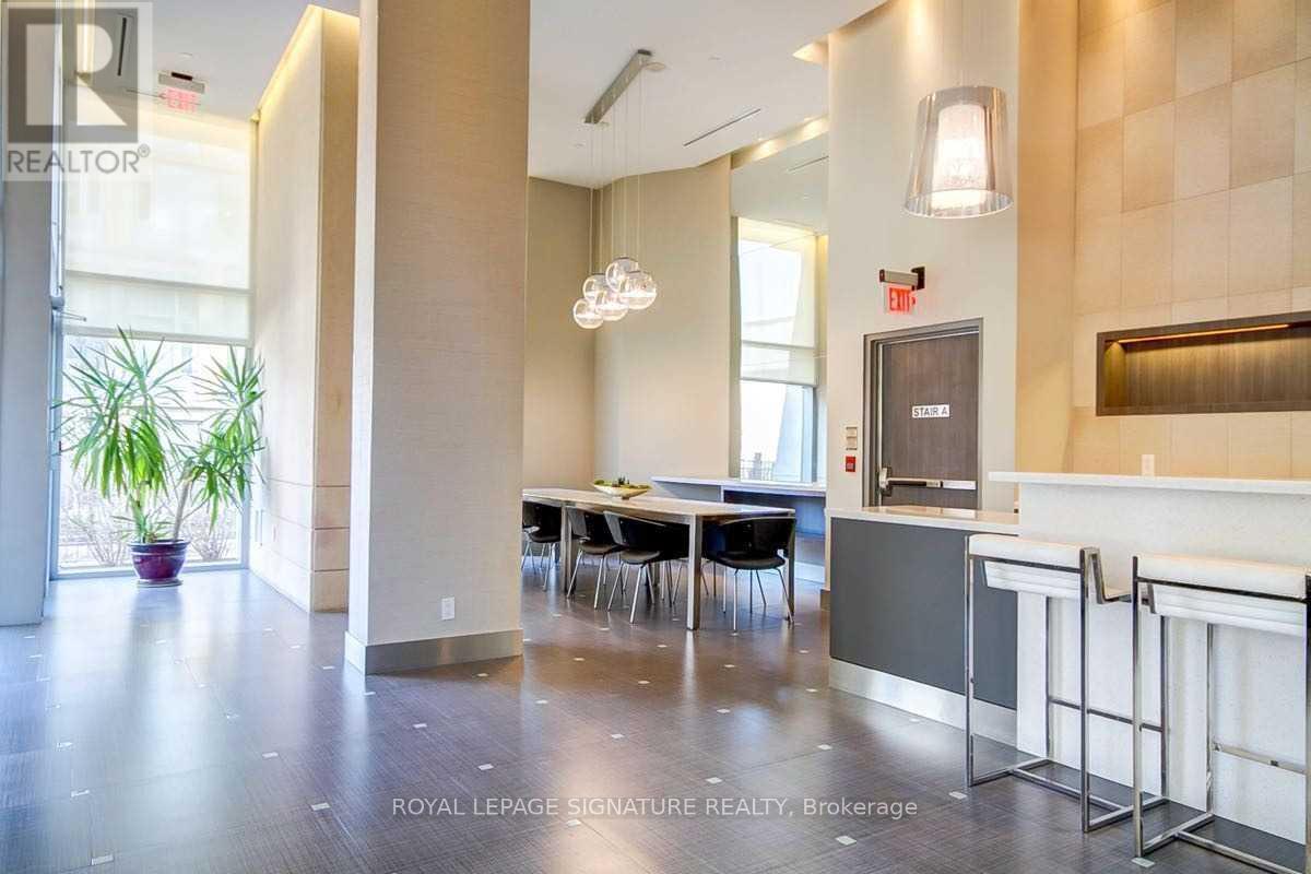 500 Sherbourne Street — photo 28