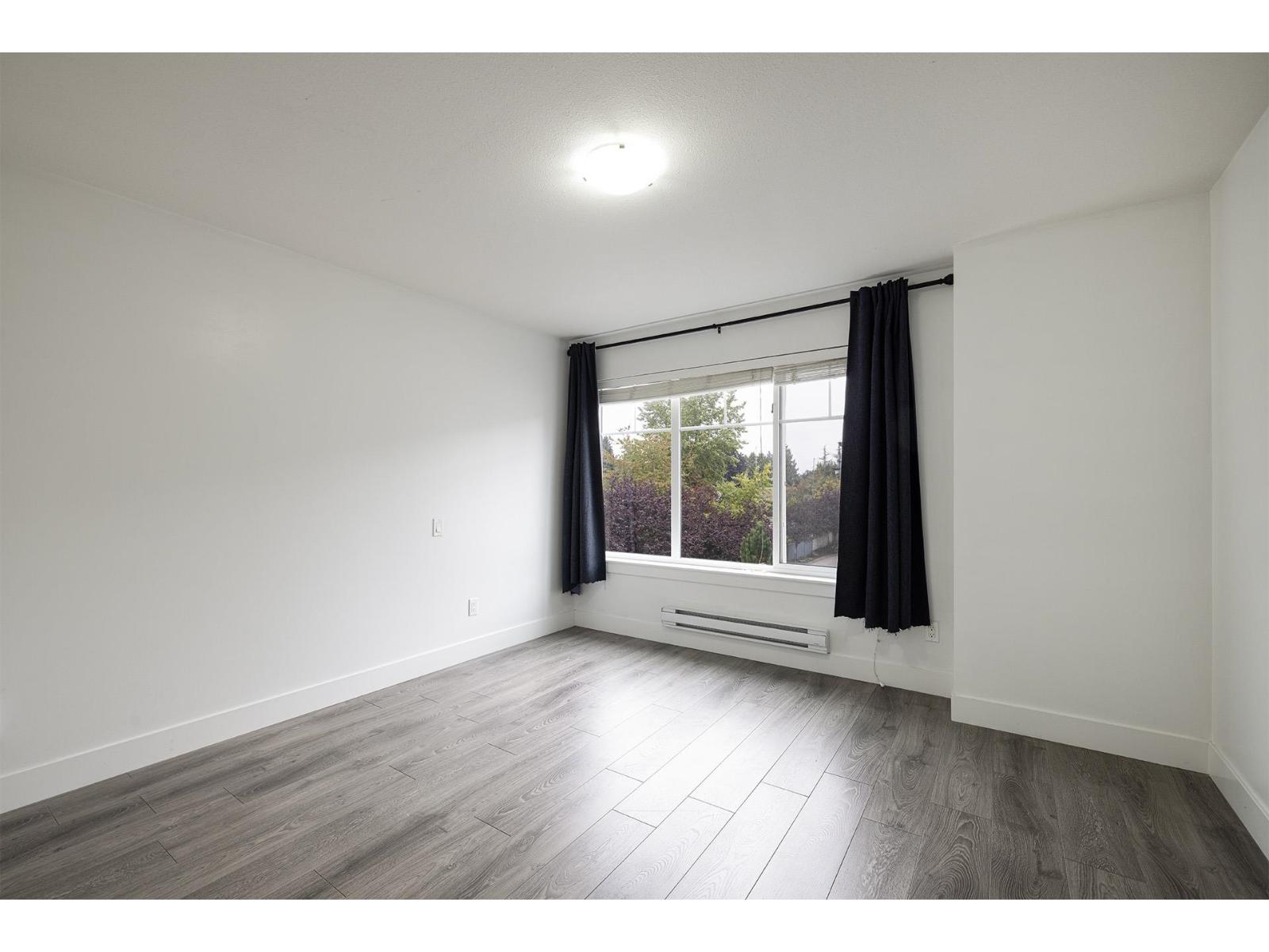 27 14660 105A AVENUE, Surrey