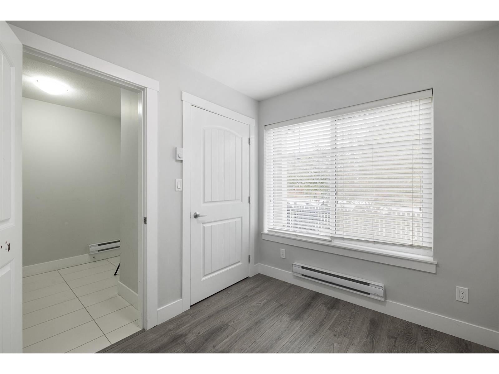 27 14660 105A AVENUE, Surrey