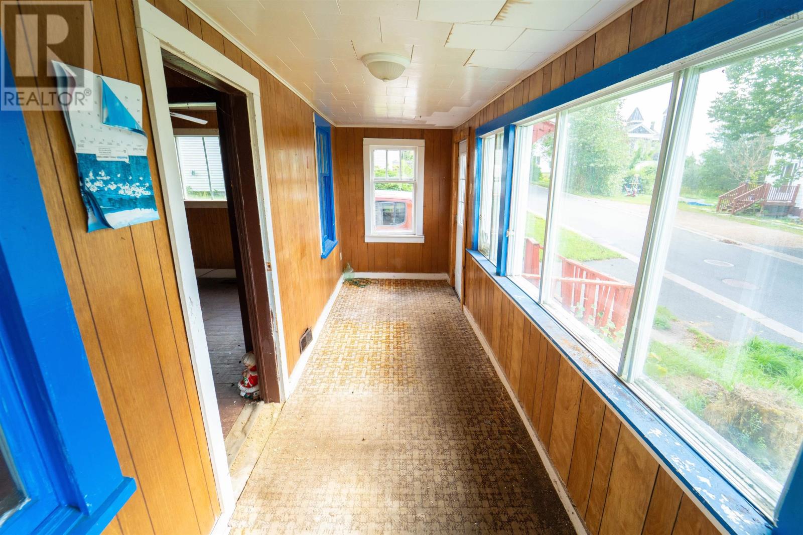 24 Pleasant Street - Image 21