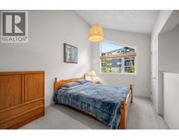 Entrance - C 828 Washington Way, Courtenay, BC V9J1L0 Photo 10