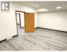 8 Van Der Horn Way, Rural Red Deer County, AB T4S2M4 Photo 26