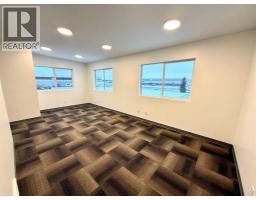 8 Van Der Horn Way, Rural Red Deer County, AB T4S2M4 Photo 38