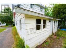 Bedroom - 24 Pleasant Street, Springhill, NS B0M1X0 Photo 8