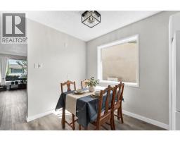 3pc Bathroom - 339 Ross Glen Drive Se, Medicine Hat, AB T1B1Y3 Photo 11