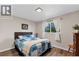 339 Ross Glen Drive Se, Medicine Hat, AB T1B1Y3 Photo 17