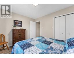 339 Ross Glen Drive Se, Medicine Hat, AB T1B1Y3 Photo 18