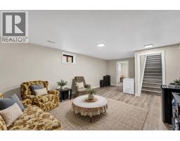 339 Ross Glen Drive Se, Medicine Hat, AB T1B1Y3 Photo 25