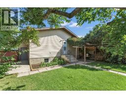 339 Ross Glen Drive Se, Medicine Hat, AB T1B1Y3 Photo 38