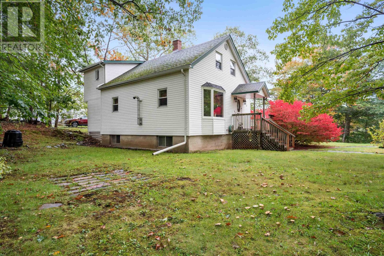 12 Reg Moir Drive - Image 3