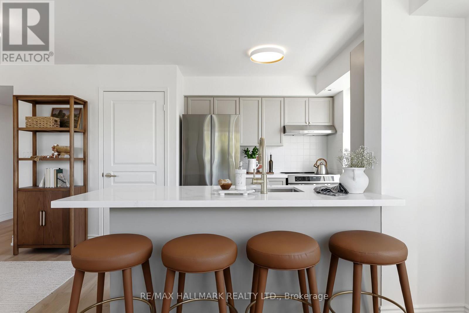 404- 1797 Queen Street East, Toronto, ON photo 9