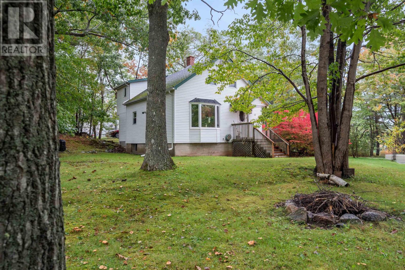 12 Reg Moir Drive - Image 32