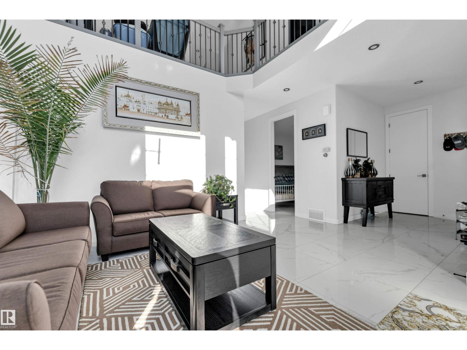 1634 16A ST NW - 16