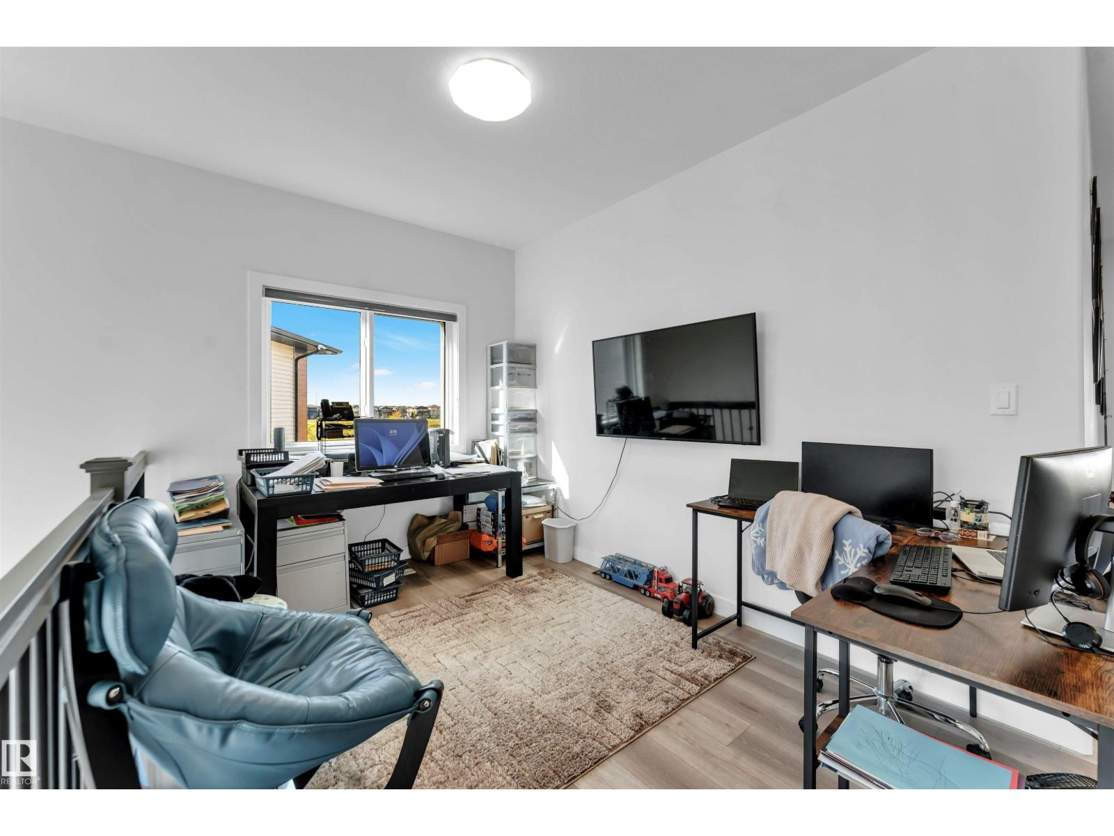 1634 16A ST NW - 32