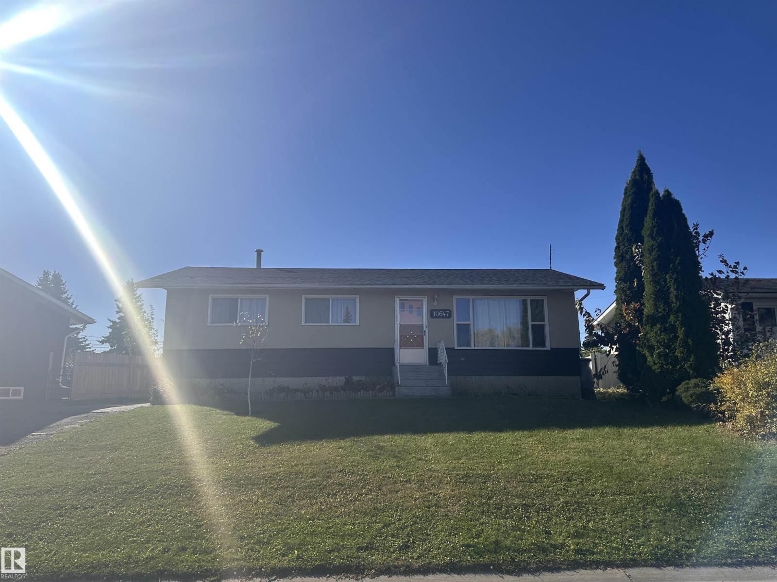 10647 106 ST, Westlock Alberta