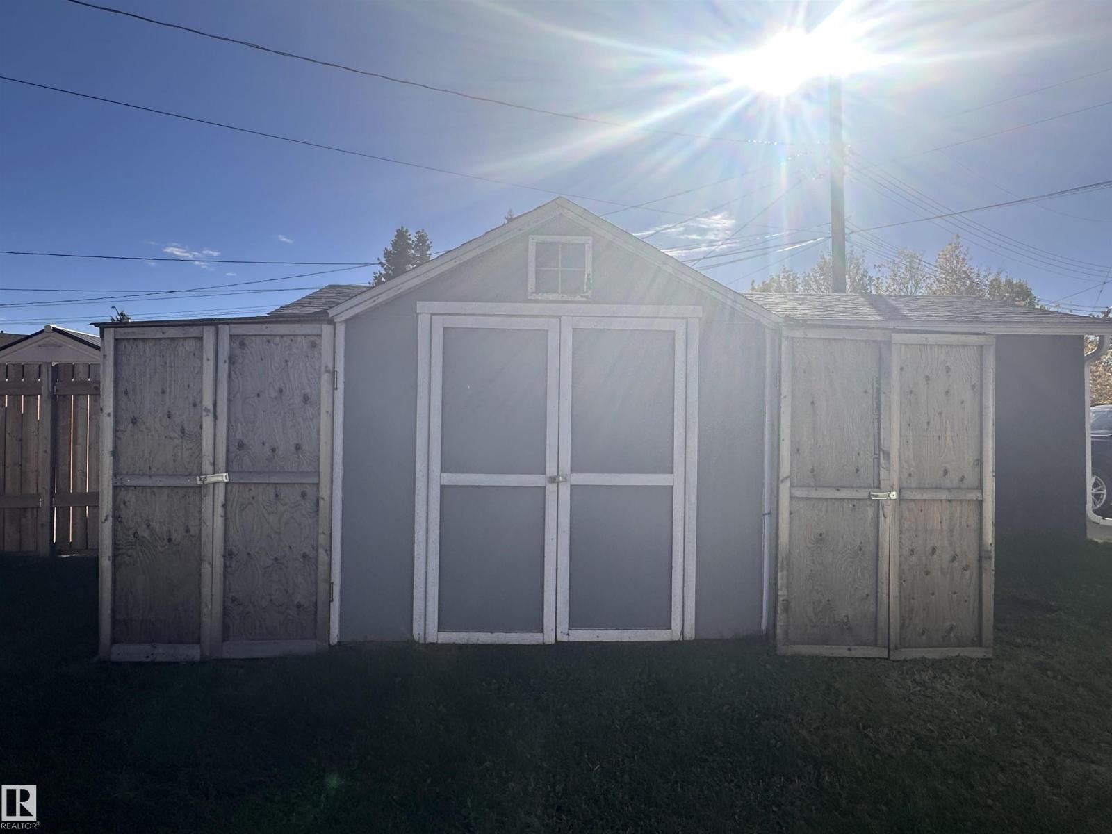 10647 106 ST - 58