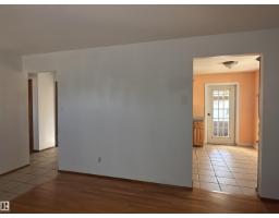 10647 106 St, Westlock, AB T7P1J6 Photo 25