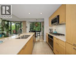 405 301 Capilano Road, Port Moody, BC V3H0G6 Photo 12