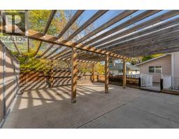 2807 32 Street SW - photo 45