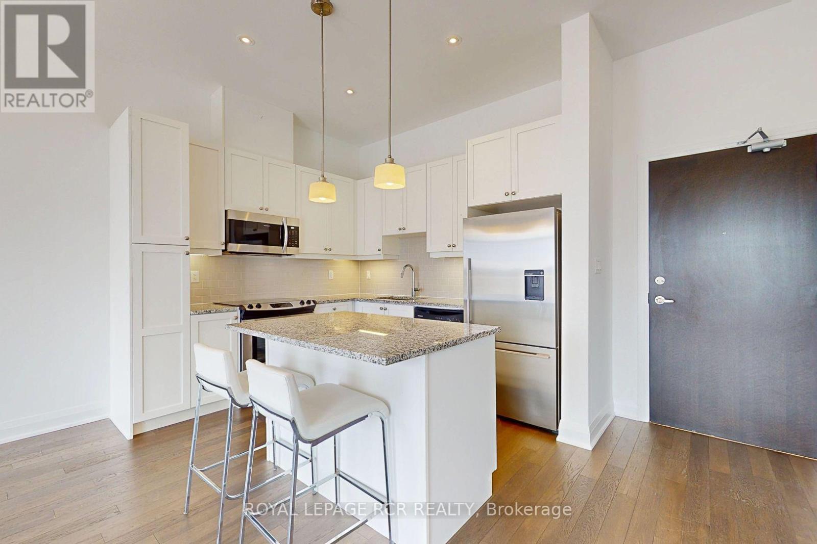 707- 15277 Yonge Street, Aurora, ON photo 8
