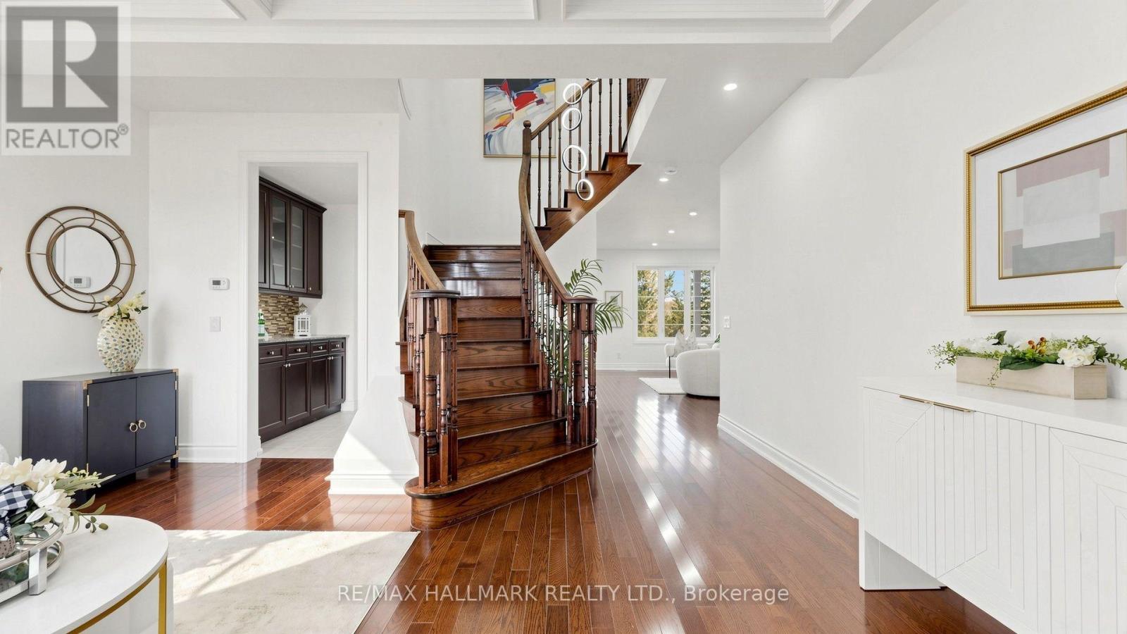 6 Tentone Court, Richmond Hill, ON photo 23