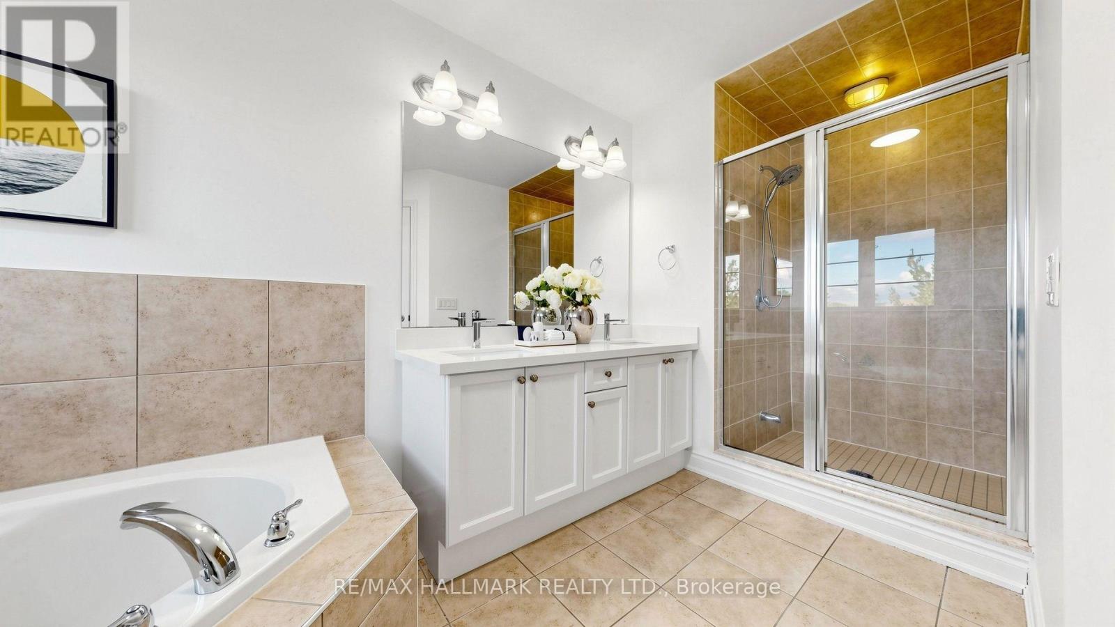 6 Tentone Court, Richmond Hill, ON photo 28
