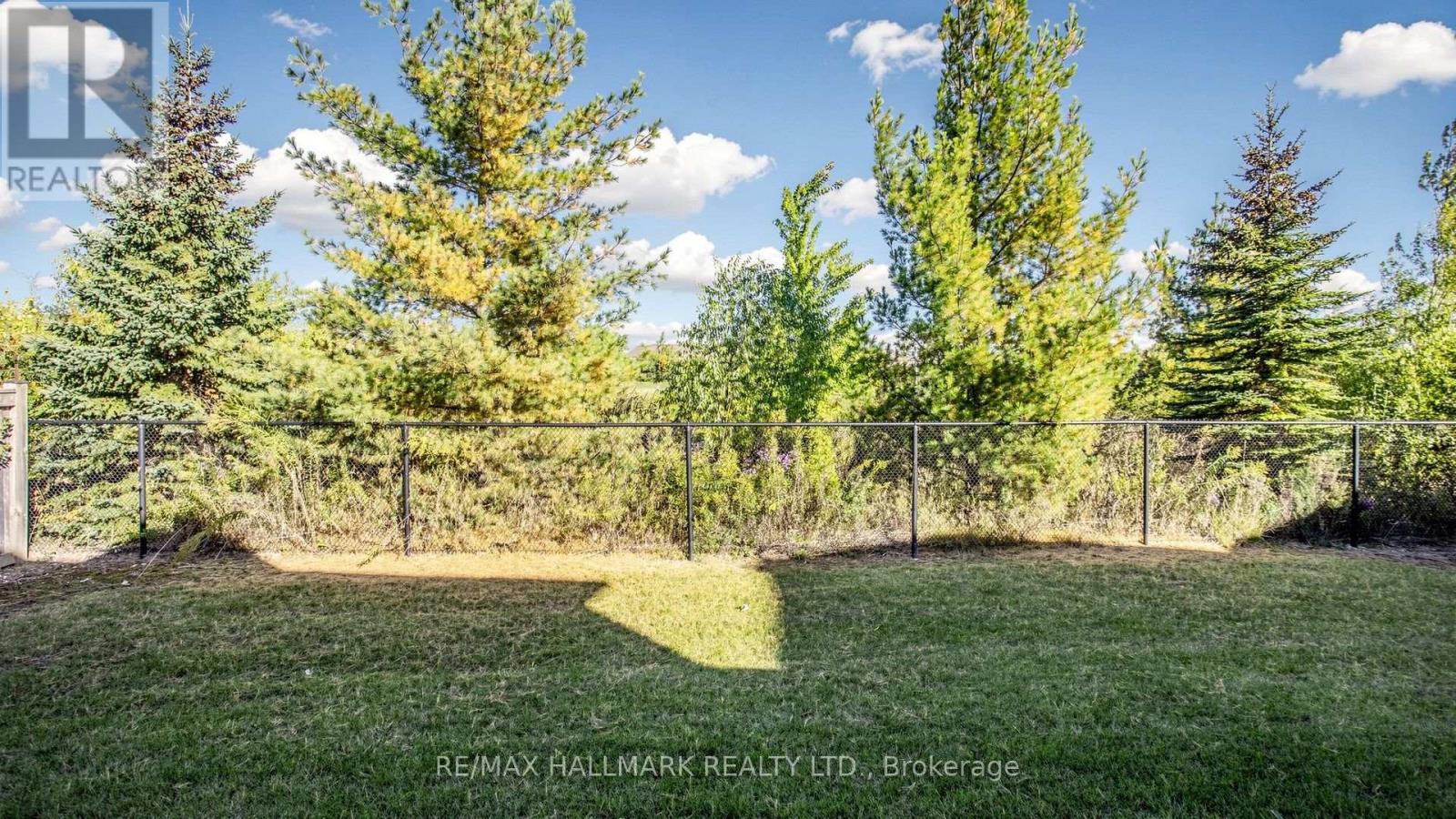 6 Tentone Court, Richmond Hill, ON photo 44