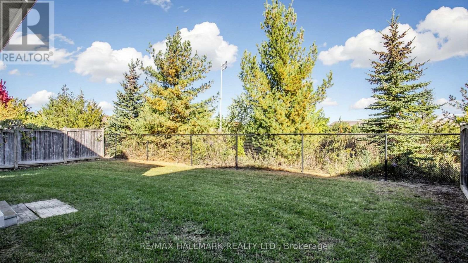 6 Tentone Court, Richmond Hill, ON photo 45