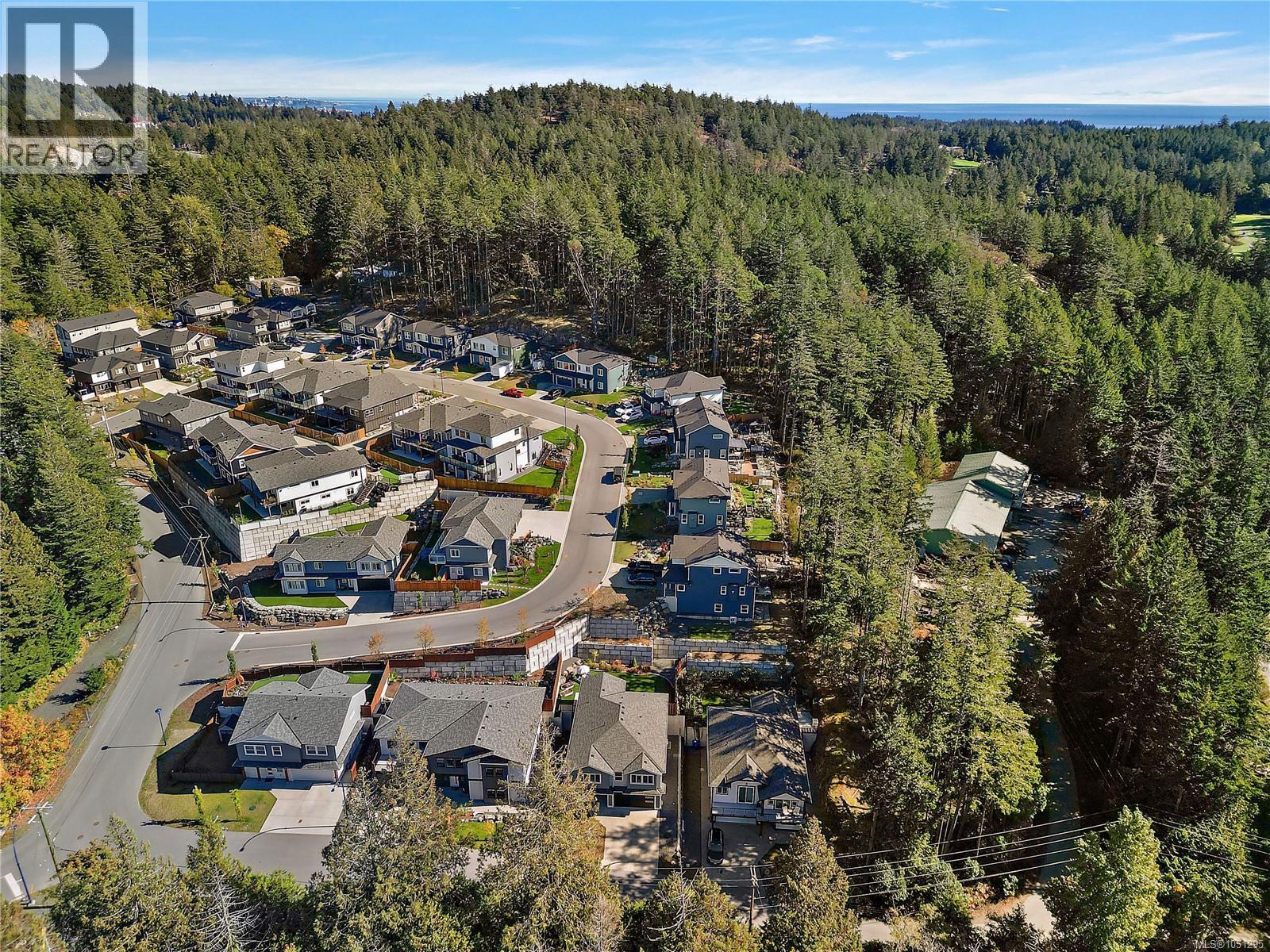649 Frederic Rd - 35