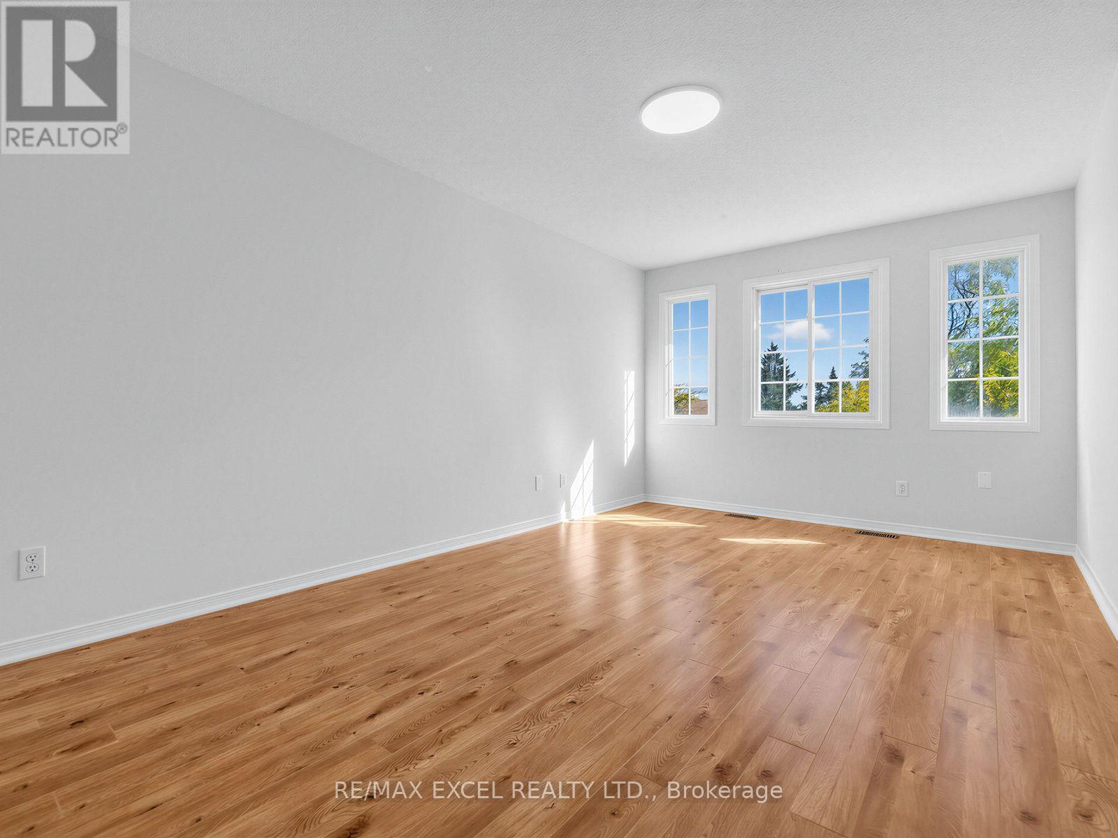 396 CUNDLES ROAD W - 22