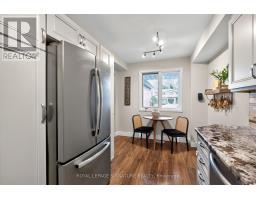 1373 Treeland Street, Burlington, ON L7R4P4 Photo 8