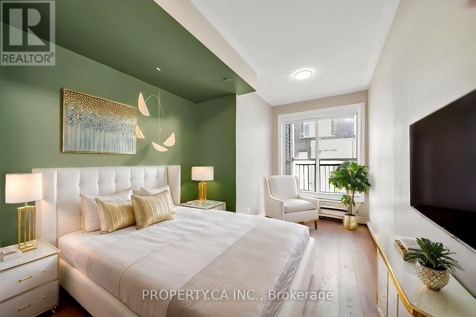 7- 135 Long Branch Avenue, Toronto, ON photo 17