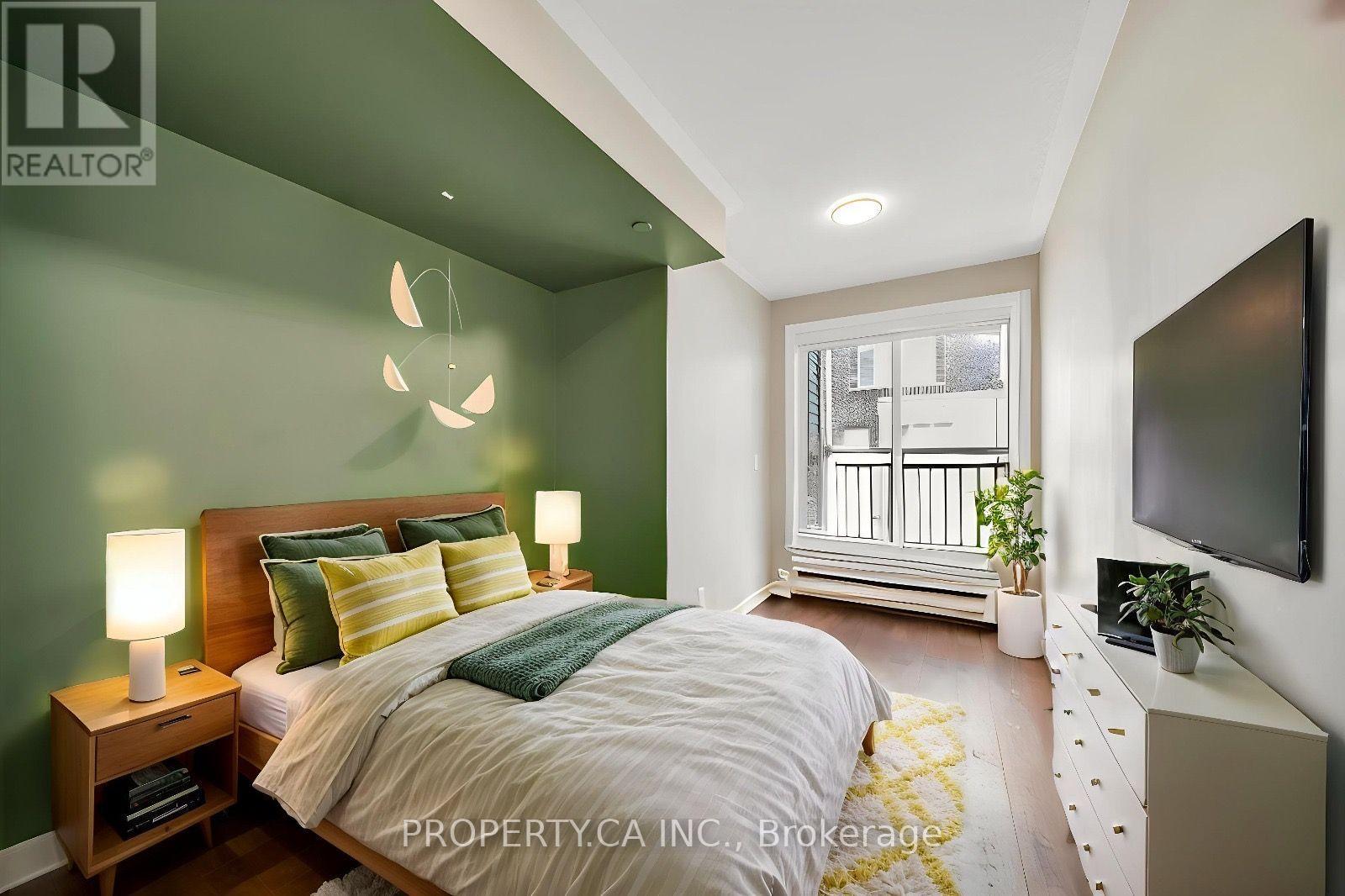 7- 135 Long Branch Avenue, Toronto, ON photo 18