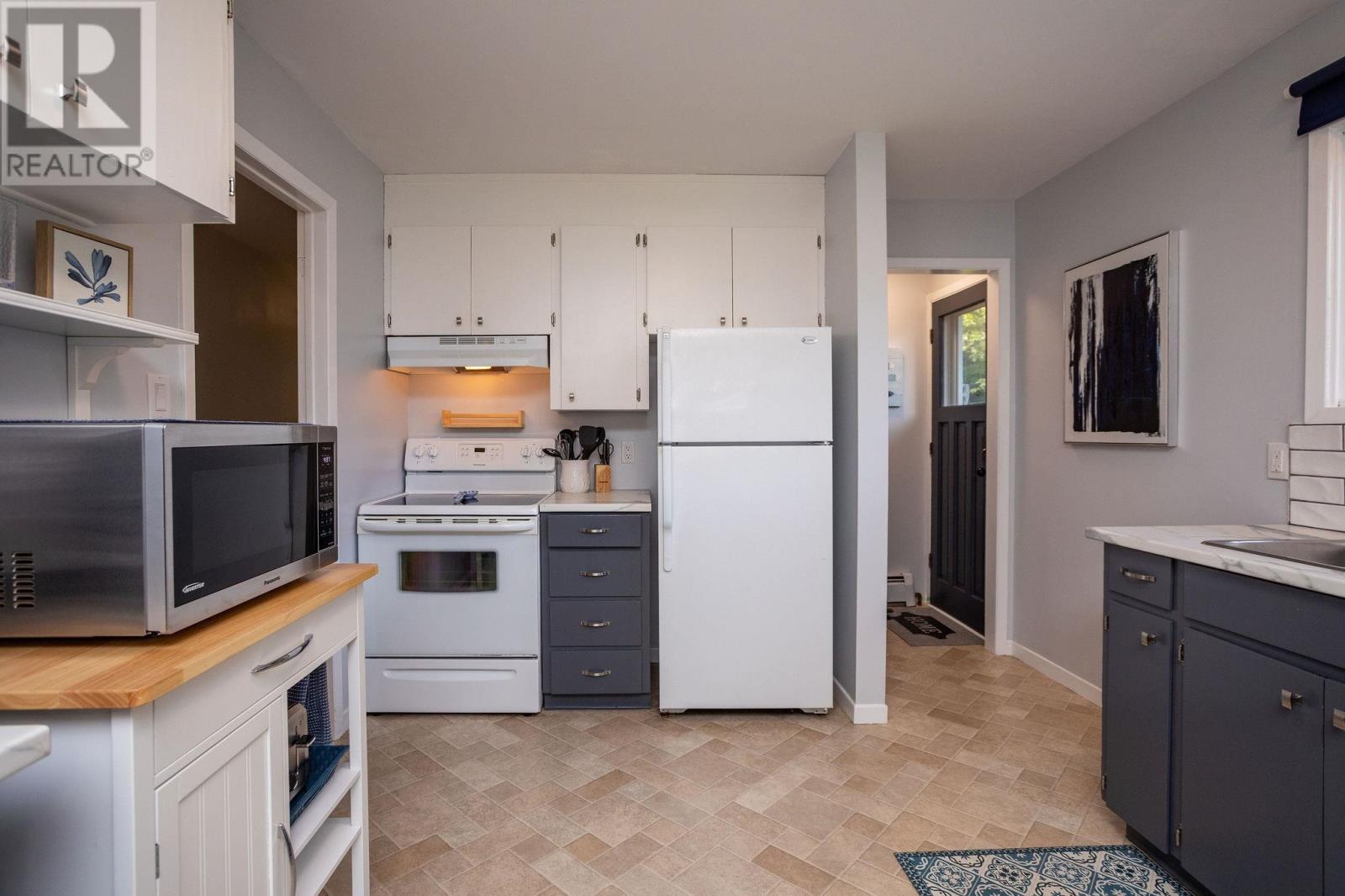 3 Ferguson Avenue - 11