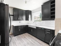705 Henderson Highway, Winnipeg, MB R2K2J9 Photo 7