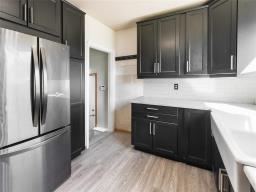 705 Henderson Highway, Winnipeg, MB R2K2J9 Photo 9