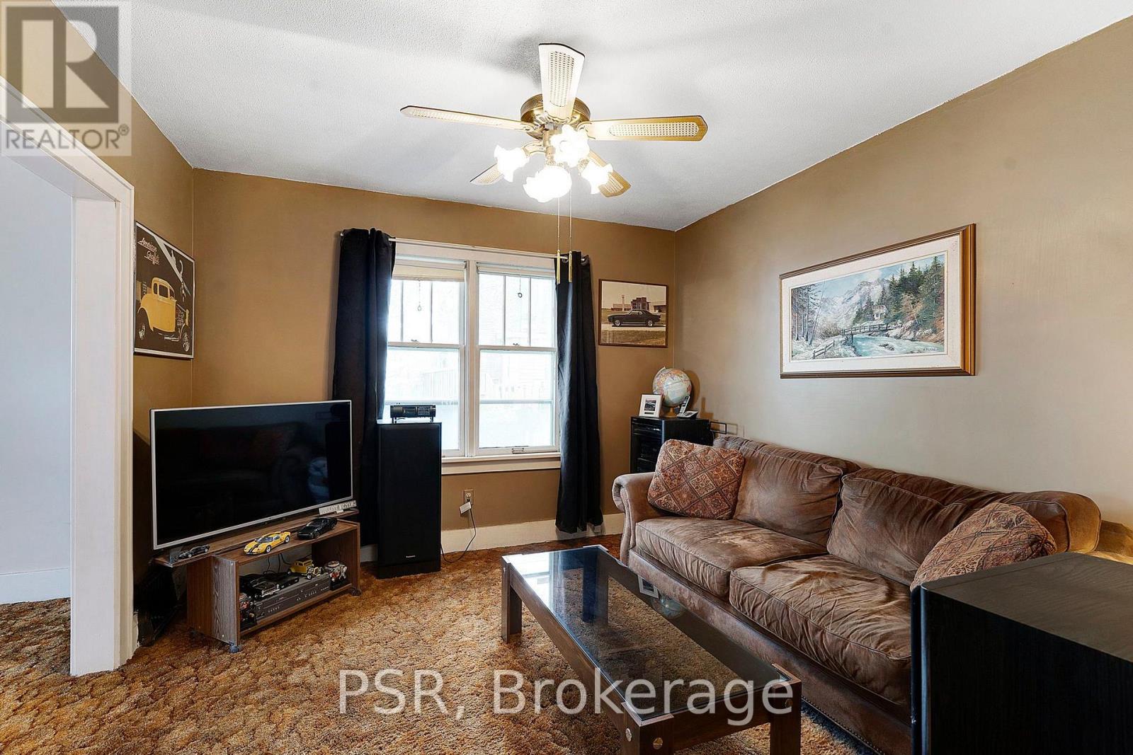 381 Victoria Street North, Kitchener, ON photo 6