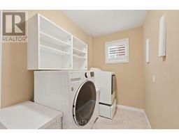 Kitchen - 207 Valridge Drive, Hamilton, ON L9G4Y4 Photo 14