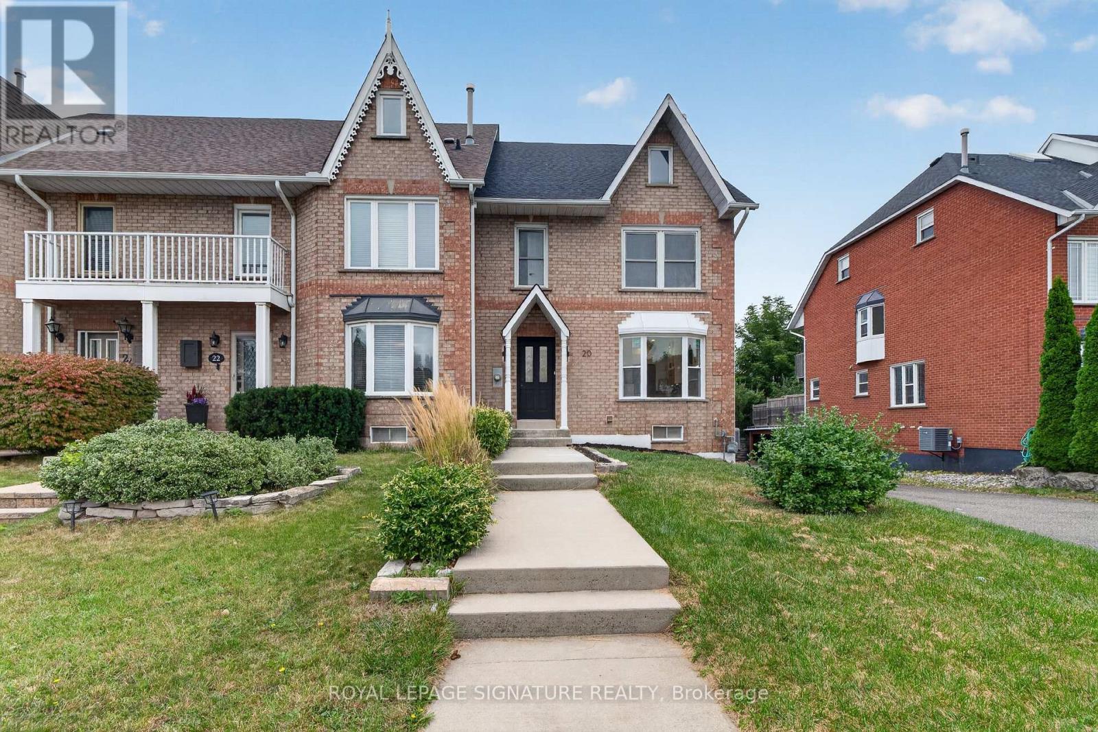 20 Sunvale Place, Hamilton, ON photo 3