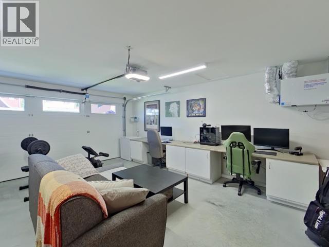 7295 EDGEHILL CRESCENT - Image 28